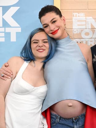 ˜The End of Oak Street™ World Premiere Maisy Stella and Anne Hathaway arriving to The End of Oak Street world premiere held at the Steven J. Ross Theater on August 8, 2026 in Burbank, CA. Burbank Steven J. Ross Theater California USA Copyright: xLisaxOConnorx xAFF-USA.comx