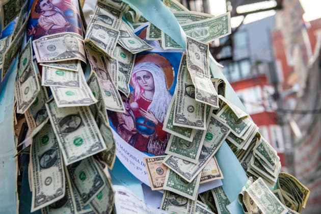August 9, 2026, Boston, Massachusetts, USA: The image of the saint is returned to its home during the Feast of the Madonna Della Cava in the North End of Boston, Massachusetts on August 9, 2026. Boston USA  - ZUMAp158 20260809_aap_p158_007 Copyright: xJosephxPreziosox