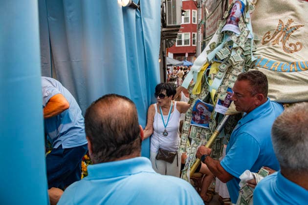 August 9, 2026, Boston, Massachusetts, USA: The image of the saint is returned to its home during the Feast of the Madonna Della Cava in the North End of Boston, Massachusetts on August 9, 2026. Boston USA - ZUMAp158 20260809_aap_p158_036 Copyright: xJosephxPreziosox