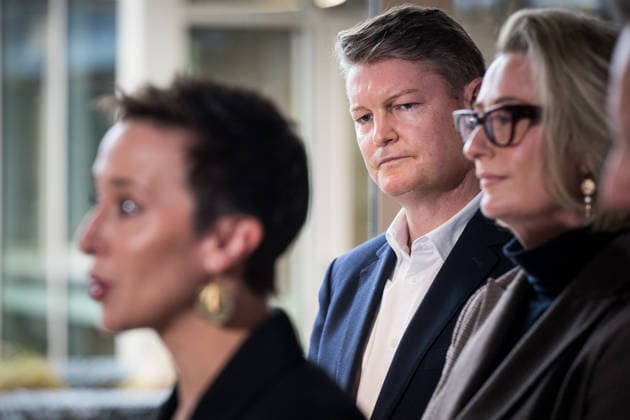BEN CARROLL PRESSER, Victorian Premier Ben Carroll listens to Victorian Deputy Premier Gabrielle Williams as she speaks to media during a press conference at at the Victoria University Sunshine Campus in Melbourne, Monday, August 10, 2026. ( NO ARCHIVING MELBOURNE VICTORIA AUSTRALIA  Copyright: xCHRISTOPHERxHOPKINSx 20260810181835706497