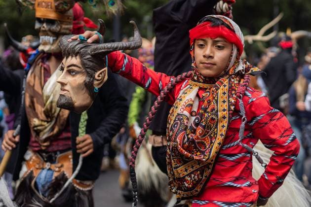 Indigenous Cultures Parade Through Mexico City MEXICO CITY, MEXICO AUGUST 9, 2026: Participants wearing traditional clothing dance and march during the 17th Mega Calenda cultural parade from the Angel of Independence to the Zocalo in Mexico City, August 9, 2026. Organized by the Mexico City government, the event commemorates the International Day of the World s Indigenous Peoples and is part of the 12th Festival of Indigenous Cultures, Indigenous Peoples, and Native Neighborhoods of Mexico City. Mexico City Mexico Copyright: x xCristianxLeyvax xJNAxPressx