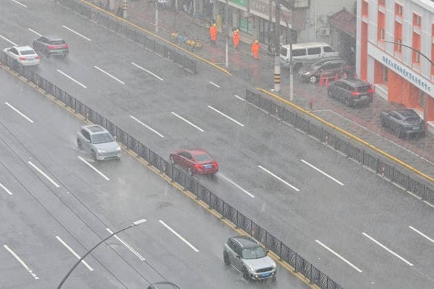 SHANGHAI, CHINA - AUGUST 10: Strong winds and heavy rain hit the area near Zhoujiazui Road in Yangpu District as Typhoon Dolphin affects the city on August 10, 2026 in Shanghai, China. Typhoon Dolphin, the 13th typhoon of the year, made landfall at Yuhuan of Taizhou City, east China s Zhejiang Province, at around 5:30 p.m. on August 9.  Copyright: xVCGx 111659076896