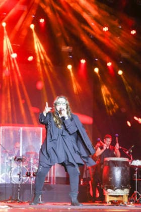 ARCOVERDE, PE - 09.08.2026: APRESENTAcaO DE ANA CAROLINA EM ARCOVERDE - On the main stage of the Pernambuco Meu Pais Festival in Arcoverde, Pernambuco, Ana Carolina, accompanied by her musicians, presented her show "25 Years". x2996159x  PabloxDexLuca