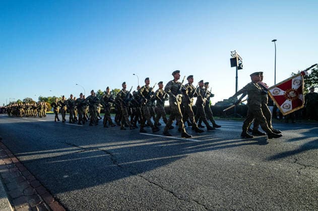 August 9, 2026, Warsaw, Mazovia, Poland: Polish troops march along the riverside during the parade rehearsal. Early in the morning of 9th August, Poland s armed forces, and those of allies stationed in the country, take part in a rehearsal in preparation for a parade on National Armed Forces Day on the 15th August. Soldiers muster as the sun rises over the Vistula River and march past grandstands prepared for dignitaries. The soldiers were followed by mechanised divisions travelling in tanks and a variety of armoured vehicles. Afterwards, Secretary of State in the Ministry of Defence, Pawel Bejda addresses a post-rehearsal press conference, where he is accompanied by the Chief of the General Staff of the Polish Armed Forces, General Wieslaw  - ZUMAs197 20260809_aaa_s197_077 Copyright: xNeilxMiltonx