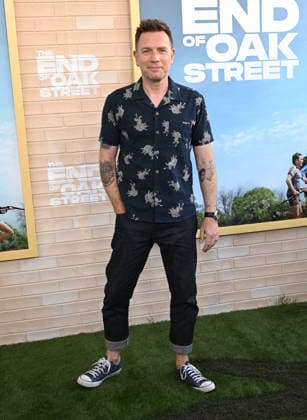 ˜The End of Oak Street™ World Premiere Ewan McGregor arriving to The End of Oak Street world premiere held at the Steven J. Ross Theater on August 8, 2026 in Burbank, CA. Burbank Steven J. Ross Theater California USA Copyright: xLISAxOConnorx xAFF-USA.comx