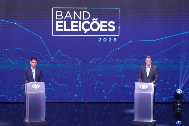 Fernando Haddad and Tarcisio de Freitas face off in the first Band debate. Sao Paulo, SP. 09.08.2026 - Debate-SP - PT candidate for governor of Sao Paulo, Fernando Haddad, and the current governor and Republican candidate for re-election, Tarcisio de Freitas, participate in the first election debate promoted by TV Bandeirantes, at the station s studio, in the Morumbi neighborhood, south of Sao Paulo, on the evening of Sunday, August 9, 2026.(Foto: Marina Uezima Brazil Photo Press Brazil Photo Press) INTERNATIONAL Sao Paulo Sao Paulo Brasil Copyright: xMarinaxUezimax