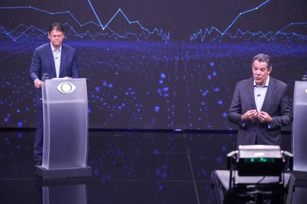 Fernando Haddad and Tarcisio de Freitas face off in the first Band debate. Sao Paulo, SP. 09.08.2026 - Debate-SP - PT candidate for governor of Sao Paulo, Fernando Haddad, and the current governor and Republican candidate for re-election, Tarcisio de Freitas, participate in the first election debate promoted by TV Bandeirantes, at the station s studio, in the Morumbi neighborhood, south of Sao Paulo, on the evening of Sunday, August 9, 2026.(Foto: Marina Uezima Brazil Photo Press Brazil Photo Press) INTERNATIONAL Sao Paulo Sao Paulo Brasil Copyright: xMarinaxUezimax