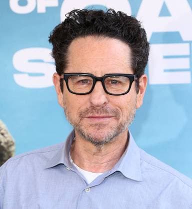 World Premiere of Warner Bros. The End Of Oak Street in Los Angeles World Premiere of Warner Bros. The End Of Oak Street at Warner Bros Studios in Burbank, California on 8 9 26. 09 Aug 2026 Pictured: J.J. Abrams.  Copyright: xThexMegaxAgencyxRiverx xMEGAx