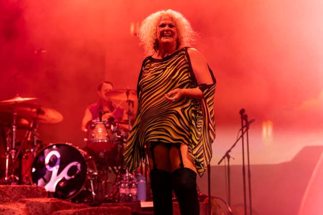 Scissor Sisters perform at Halifax Piece Hall Amber Martin of Scissor Sisters performs at Piece Hall, Halifax, England, 9th August 2026, Credit:Mike Gray MIKE GRAY - B4227 Avalon  Copyright: xMikexGrayx xMIKExGRAYx-xB4227x xAvalonx 1121969567