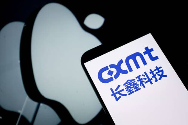 CHONGQING, CHINA - AUGUST 10: In this photo illustration, the logo of ChangXin Memory Technologies (CXMT) is displayed on a smartphone screen with Apple logo in the background on August 10, 2026 in Chongqing, China.  Copyright: xVCGx 111659103427