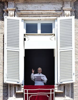 August 9, 2026. Vatican City - POPE LEO XIV delivers Angels prayer from the window of the apostolic building in St. Peter s Square at the Vatican. EvandroInetti_via ZUMA Wire Vatican City State  - ZUMAi15_ 20260809_zaf_i15_010 Copyright: xEvandroxInettix