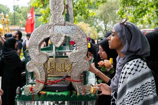 August 9, 2026, London, England, United Kingdom: Shia Muslims take part in the annual Arbaeen procession in Marble Arch in London, Britain, on August 9, 2026. Arbaeen marks the 40th day after the martyrdom of Imam Hussein, the grandson of the Prophet Muhammad. London United Kingdom - ZUMAk172 20260809_zip_k172_004 Copyright: xThomasxKrychx