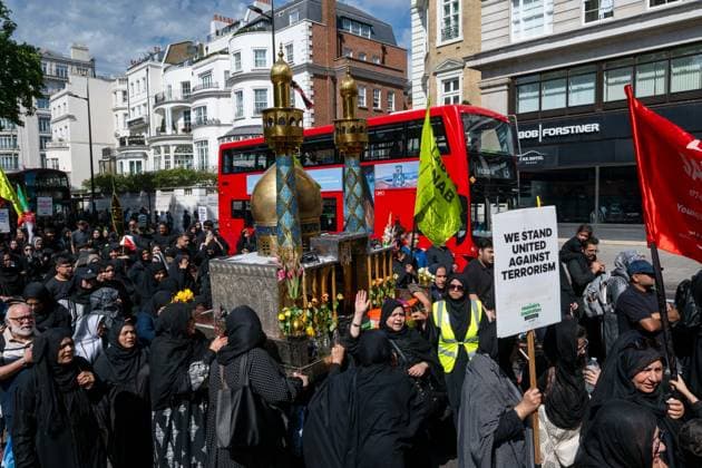 August 9, 2026, London, England, United Kingdom: Shia Muslims take part in the annual Arbaeen procession in Marble Arch in London, Britain, on August 9, 2026. Arbaeen marks the 40th day after the martyrdom of Imam Hussein, the grandson of the Prophet Muhammad. London United Kingdom - ZUMAk172 20260809_zip_k172_036 Copyright: xThomasxKrychx