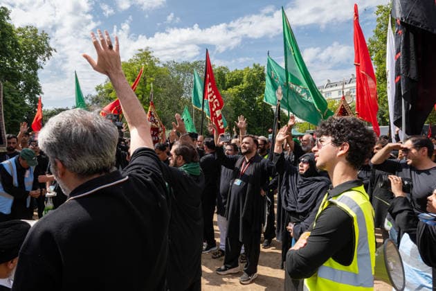 August 9, 2026, London, England, United Kingdom: Shia Muslims take part in the annual Arbaeen procession in Marble Arch in London, Britain, on August 9, 2026. Arbaeen marks the 40th day after the martyrdom of Imam Hussein, the grandson of the Prophet Muhammad. London United Kingdom  - ZUMAk172 20260809_zip_k172_024 Copyright: xThomasxKrychx