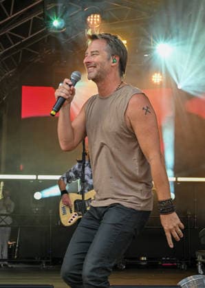 Lakefest Music Festival with Xerjoff Sunday 09th August 2026 Eastnor Castle, Herefordshire Chesney Hawkes performs on the Main Stage at Lakefest Music Festival with Xerjoff Sunday 09th August 2026 Eastnor Castle, Herefordshire, Credit:Jules Annan Avalon England  Copyright: xJulesxAnnanx xAvalonx 1122031723