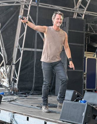 Lakefest Music Festival with Xerjoff Sunday 09th August 2026 Eastnor Castle, Herefordshire Chesney Hawkes performs on the Main Stage at Lakefest Music Festival with Xerjoff Sunday 09th August 2026 Eastnor Castle, Herefordshire, Credit:Jules Annan Avalon England  Copyright: xJulesxAnnanx xAvalonx 1122031823