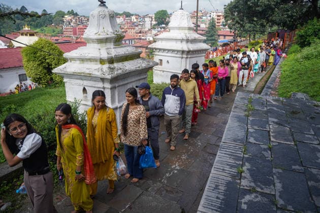 August 10, 2026, Kathmandu, Bagmati, Nepal: Today is the last Monday of the month of Shrawan, and Pashupatinath is thronged with devotees..Women who have been observing fasts and worshipping Lord Shiva every Monday throughout the month of Shrawan are formally concluding their fasts today...As a large turnout was expected on this final Monday, those observing the fast began queuing up early in the morning. Kathmandu Nepal  - ZUMAa308 20260810_znp_a308_005 Copyright: xChandraxBahadurxAlex