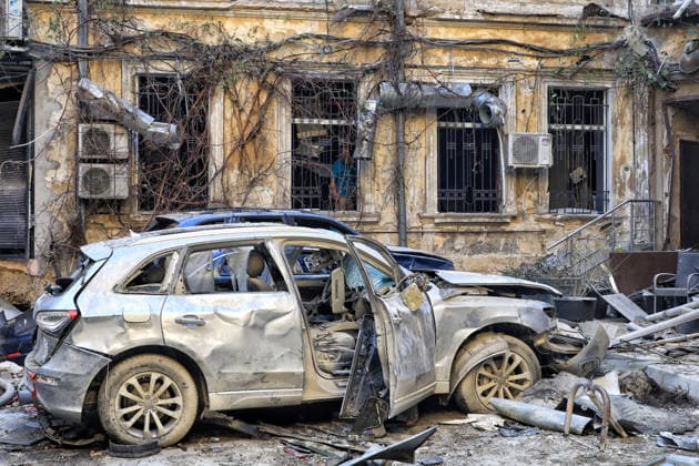 Burnt-out cars stay in the courtyard of a multi-storey apartment block in the historical city centre damaged by a Russian attack, Odesa, Ukraine, August 9, 2026. On Sunday night, August 9, the Russian army carried out a massive combined attack on Odesa, causing significant destruction in two districts of the southern Ukrainian port city. In central Odesa, a Russian missile hit a four-storey residential building, where two floors were completely burnt out. Two private houses and offices were also damaged. At least six civilian cars were destroyed or badly damaged in courtyards by falling debris and direct hits. Damage to energy facilities led to a temporary blackout, with partial power outages in the Peresypskyi (Poskot), Prymorskyi, Khadzhy  Copyright: xNinaxLiashonokx