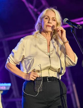 Lakefest Music Festival with Xerjoff Sunday 09th August 2026 Eastnor Castle, Herefordshire Bananarama,Sara Dallin and Keren Woodward perform on the mainstage the Main Stage at Lakefest Music Festival with Xerjoff Sunday 09th August 2026 Eastnor Castle, Herefordshire, Credit:Jules Annan Avalon England  Copyright: xJulesxAnnanx xAvalonx 1122032768