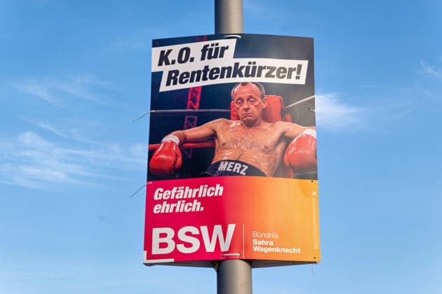 Berlin,09.08.2026,Wahlplakat der Partei BSW Motiv Friedrich Merz zur Wahl zum 20.Abgeordnetenhaus von Berlin sowie zu den Bezirksverordnetenversammlungen am 20.09.2026. *** Berlin, August 9, 2026—BSW party campaign poster featuring Friedrich Merz for the election to the 20th Berlin House of Representatives and the district councils on September 20, 2026