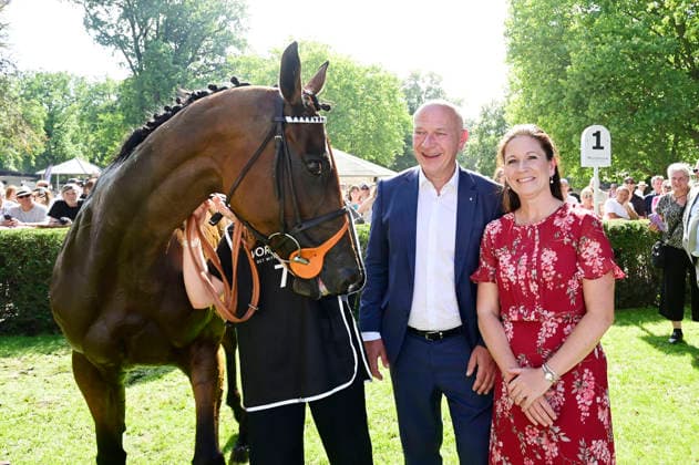 Kai Wegner und Katharina Günther-Wünsch beim Westminster 136. Großer Preis von Berlin Pferderennen auf der Rennbahn Hoppegarten. Berlin, 09.08.2026 *** Kai Wegner and Katharina Günther Wünsch at the Westminster 136 Berlin Grand Prix horse race at the Hoppegarten Racetrack in Berlin, August 9, 2026 Foto:xM.xWehnertx xFuturexImagex westminster_6845