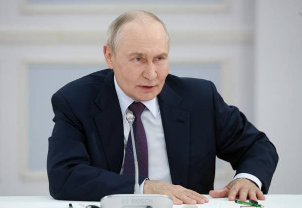 Russia Putin Far Eastern Federal District 9220125 10.08.2026 Russian President Vladimir Putin meets with urban development officials and urbanists in Ulan-Ude, Republic of Buryatia, Russia. Sergey Fadeichev Sputnik Ulan-Ude Republic of Buryatia Russia  Copyright: xSergeyxFadeichevx