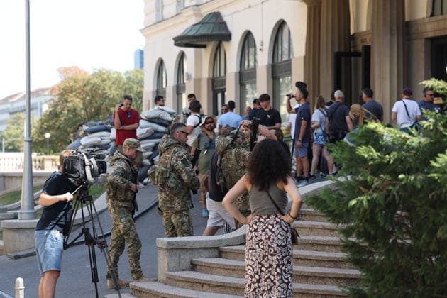 Zagreb, Croatia,100826 Filming of a movie about the war in Ukraine, directed by Doug Liman, outside the famous Hotel Esplanade in Zagreb, featuring Hollywood stars Sean Penn and Adrien Brody. Pictured: actors portraying Ukrainian soldiers. Photo: Ranko Suvar CROPIX Zagreb Croatia Copyright: xxRankoxSuvarx esplanade_film15-100826