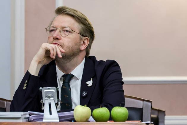 RUSSIA, MOSCOW - AUGUST 10, 2026: Yabloko Party Chairman Nikolai Rybakov attends a hearing at the Russian Supreme Court on the Rodina Party™s bid to disqualify Yabloko from the 2026 State Duma election Moscow Russia  - ZUMAt113 20260810_zaa_t113_142 Copyright: xYevgenyxMessmanx