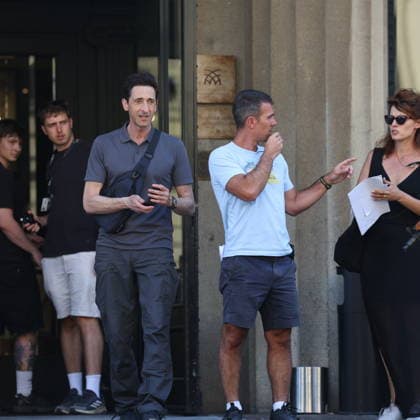 Zagreb, Croatia,100826 Filming of a movie about the war in Ukraine, directed by Doug Liman, outside the famous Hotel Esplanade in Zagreb, featuring Hollywood stars Sean Penn and Adrien Brody. Pictured: Adrien Brody. Photo: Ranko Suvar CROPIX Zagreb Croatia Copyright: xxRankoxSuvarx esplanade_film33-100826