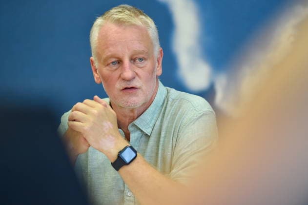 Die Landespressekonferenz der Saarländischen Parteien fand am Montag (10.08.2026) im Saarländischen Landtag in Saarbrücken statt. Im Bild: Ulrich Commercon, Fraktionsvorsitzender der SPD. *** The Saarland State Press Conference of the Saarland political parties took place on Monday, August 10, 2026, at the Saarland State Parliament in Saarbrücken. Pictured is Ulrich Commercon, SPD parliamentary group leader. bub
