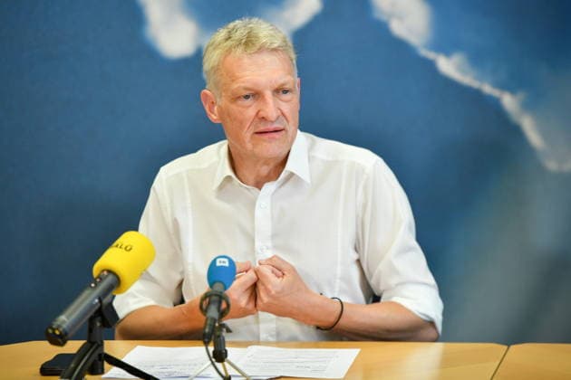 Die Landespressekonferenz der Saarländischen Parteien fand am Montag (10.08.2026) im Saarländischen Landtag in Saarbrücken statt. Im Bild: Stephan Toscani, Fraktionsvorsitzender der CDU. *** The Saarland State Press Conference of the Saarland political parties took place on Monday, August 10, 2026, at the Saarland State Parliament in Saarbrücken. Pictured is Stephan Toscani, CDU parliamentary group leader. bub