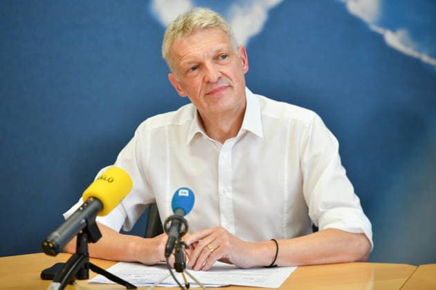 Die Landespressekonferenz der Saarländischen Parteien fand am Montag (10.08.2026) im Saarländischen Landtag in Saarbrücken statt. Im Bild: Stephan Toscani, Fraktionsvorsitzender der CDU. *** The Saarland State Press Conference of the Saarland political parties took place on Monday, August 10, 2026, at the Saarland State Parliament in Saarbrücken. Pictured is Stephan Toscani, CDU parliamentary group leader. bub