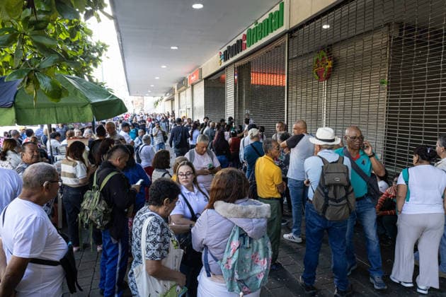 August 10, 2026, Medellin, Antioquia, Colombia: People gather outside buildings and streets in medellin after a 7,4 Earthquake that struck Colombia on August 10, 2026. Medellin Colombia  - ZUMAvp1_ 20260810_zia_vp1_027 Copyright: xJuanxJosexPatinox
