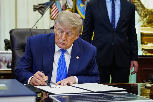 President Donald Trump speaks signs an executive order that reevaluates childhood vaccines in the Oval Office of the White House in Washington, DC on August 10, 2026. While the executive order still recommends childhood vaccines for 11 diseases, including measles and polio, it calls for limiting vaccines for other diseases, like hepatitis A and B and meningococcal disease, to high-risk populations.  WAP20260810114 BONNIExCASH