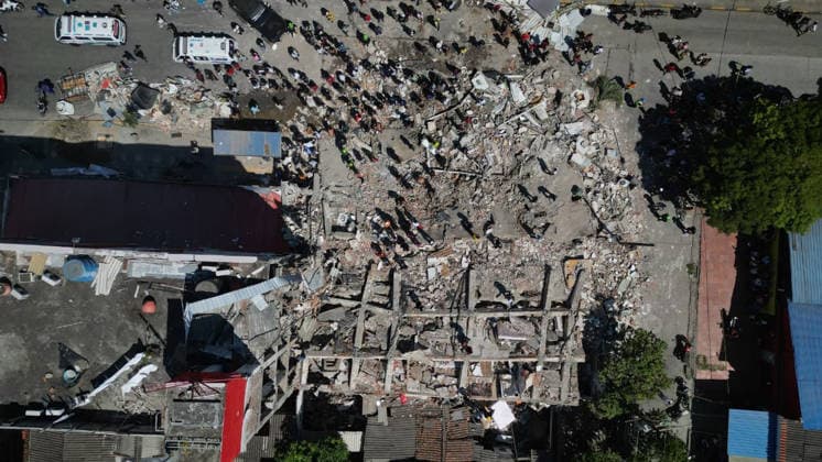 7.1-Magnitude Earthquake in Colombia Santiago de Cali, Colombia August 10, 2026 Aerial view of the collapse of the Molina Rosa motel in southern Cali Photos by Juan Pablo Rueda, EL Tiempo EDITORIAL USE ONLY  Copyright: xGDA ElxTiempo Colombia-xTodosxlosxderechosxreservados.xProhibidoxelxusoxoxreproducci&oacute;nxdexestaximagenxenxColombiax JuanxPabloxRuedax etcpic098780