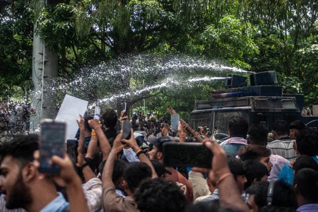 August 10, 2026, Ranchi, India: Police fire a water cannon at a crowd during the demonstration. Students staged a march to the state assembly, amplifying ongoing protests against alleged irregularities in examinations conducted by the Jharkhand Public Service Commission and the Jharkhand Staff Selection Commission. Ranchi India  - ZUMAs197 20260810_aaa_s197_057 Copyright: xYousufxSarfarazx