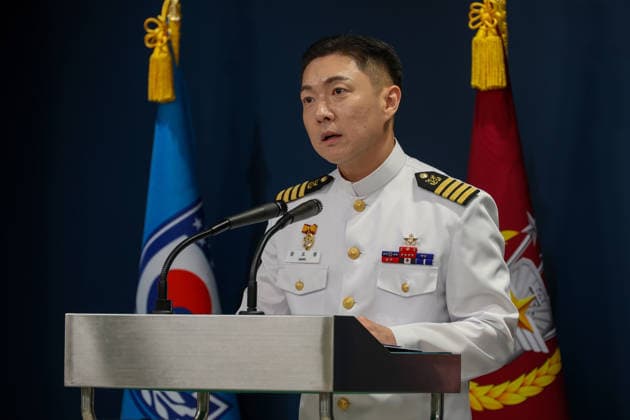 South Korea and USA hold joint briefing on 2026 freedom shield military exercise in South Korea Col. Jang Do-young, public affairs director of South Korea s Joint Chiefs of Staff, answers a question from reporters during a joint press briefing on the 2026 Freedom Shield (FS) exercise at the Ministry of National Defense in Seoul, South Korea, on August 10, 2026. Seoul South Korea  Copyright: xMatrixxImages JungxUi-Chelx