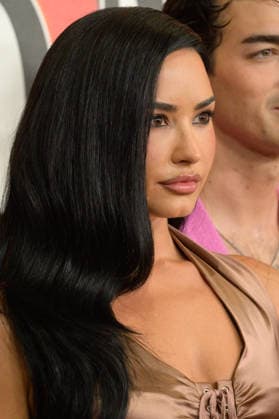 BURBANK, USA, August 10, 2026: Demi Lovato at the world premiere of Disney s *Camp Rock 3* at the Walt Disney Studio Lot. Photo by Paul Smith, Featureflash 458817, August 10, 2026, Burbank, CA  Copyright: xPaulxSmithx xFeaturesxFlashx xStarfacex STAR_458817_018