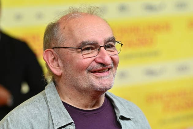 Sigi ZIMMERSCHIED (Schauspieler), Einzelbild,angeschnittenes Einzelmotiv,Portraet,Portrait,Porträt. Weltpremiere STECKERLFISCHFIASKO am 10.08.20226 im Mathaeser Kino in Muenchen. Roter Teppich,Red Carpet. *** Sigi ZIMMERSCHIED, actor; still image, cropped single shot, portrait; World Premiere of *STECKERLFISCHFIASKO* on August 10, 20226, at the Mathäuser Kino in Munich; Red Carpet