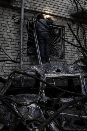 Deadly missile attack in Zaporizhia ZAPORIZHZHIA, UKRAINE - AUGUST 11: A view of the aftermath of the latest Russian attack, which killed six people and injured around 20 others in a civilian area in the southwestern part of the Zaporizhzhia at around 2 a.m. in Ukraine, on August 11, 2026. Niccolo Celesti Anadolu Zaporizhzhia Ukraine. Editorial use only. Please get in touch for any other usage.  Copyright: x2026xAnadoluxNiccoloxCelestix