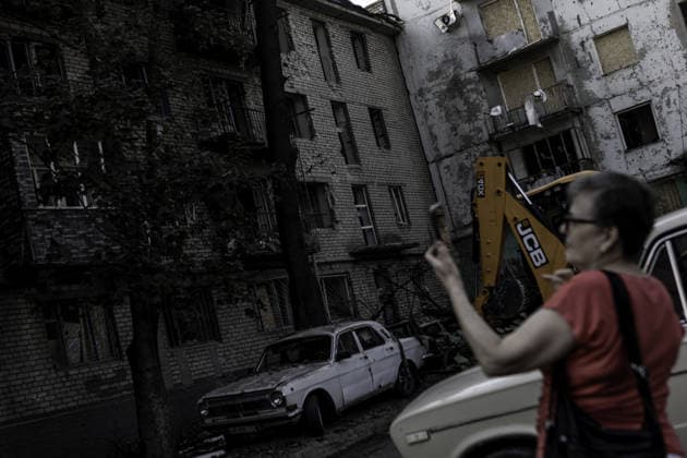 Deadly missile attack in Zaporizhia ZAPORIZHZHIA, UKRAINE - AUGUST 11: A view of the aftermath of the latest Russian attack, which killed six people and injured around 20 others in a civilian area in the southwestern part of the Zaporizhzhia at around 2 a.m. in Ukraine, on August 11, 2026. Niccolo Celesti Anadolu Zaporizhzhia Ukraine. Editorial use only. Please get in touch for any other usage.  Copyright: x2026xAnadoluxNiccoloxCelestix