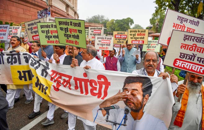 NDA leaders march, stage protest at Parliament™s Makar Dwar over Ranchi student protest New Delhi, Aug 11 (ANI): NDA leaders take out a march and stage a protest at Makar Dwar of Parliament over alleged police action against protesting students in Ranchi, Jharkhand, during the ongoing Monsoon Session, in New Delhi on Tuesday. New Delhi Delhi India Copyright: xANIx ANI_20260811075