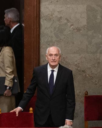 (260811) -- BUDAPEST, Aug. 11, 2026 -- Andras Baka arrives at the parliament in Budapest, Hungary, Aug. 11, 2026. Hungary s parliament on Tuesday elected former Supreme Court chief Andras Baka as the country s new president. (Photo by Xinhua) HUNGARY-BUDAPEST-ANDRAS BAKA-NEW PRESIDENT PeterxZsolnai 
