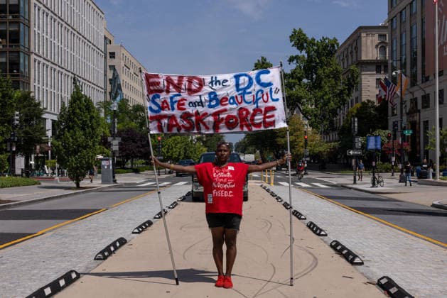 Demonstrators rally in Washington DC on anniversary of National Guard deployment WASHINGTON, D.C., UNITED STATES – AUGUST 11: Demonstrators rally during a Free DC protest in Washington, D.C., on August 11, 2026, marking one year since U.S. President Donald Trump deployed members of the National Guard into the city. Mehmet Eser Anadolu Washington United States. Editorial use only. Please get in touch for any other usage.  Copyright: x2026xAnadoluxMehmetxEserx