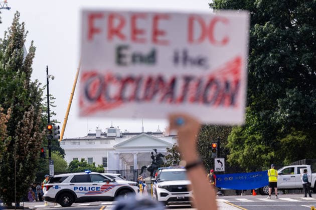 Demonstrators rally in Washington DC on anniversary of National Guard deployment WASHINGTON, D.C., UNITED STATES – AUGUST 11: Demonstrators rally during a Free DC protest in Washington, D.C., on August 11, 2026, marking one year since U.S. President Donald Trump deployed members of the National Guard into the city. Mehmet Eser Anadolu Washington United States. Editorial use only. Please get in touch for any other usage.  Copyright: x2026xAnadoluxMehmetxEserx