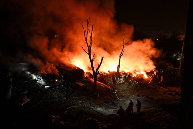 RECORD DATE NOT STATED A large-scale fire burns following a massive combined Russian strike on Zaporizhzhia, Ukraine, on August 11, 2026. Overnight on August 11, Russian forces launched a massive combined strike on Zaporizhzhia, firing 10 missiles at the city, including a North Korean ballistic missile and Zircon hypersonic missiles, as well as guided aerial bombs (KABs). The attack completely destroyed the State Center for Standardization, Metrology and Certification and damaged or destroyed a number of industrial facilities and civilian infrastructure sites, including food establishments, four apartment buildings and a garage cooperative, where the blast wave demolished garages and dozens of vehicles. Six people were killed and 52 others were injured in the att  Copyright: xDmytroxSmolienkox