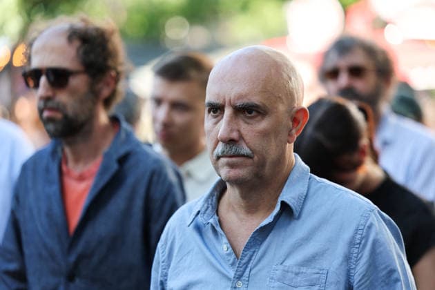 French DJ Kavinsky Funeral in Montmartre - Paris Gaspar Noé, Director arriving to the funeral ceremony for French DJ Vincent Belorgey, better known by his stage name Kavinsky at Saint-Pierre-de-Montmartre Church, perched atop Montmartre hill in the 18th arrondissement of Paris, France on August 12, 2026. Photo by Raphael Lafargue ABACAPRESS.COM Paris Ile-de-France France  Copyright: xLafarguexRaphael ABACAx