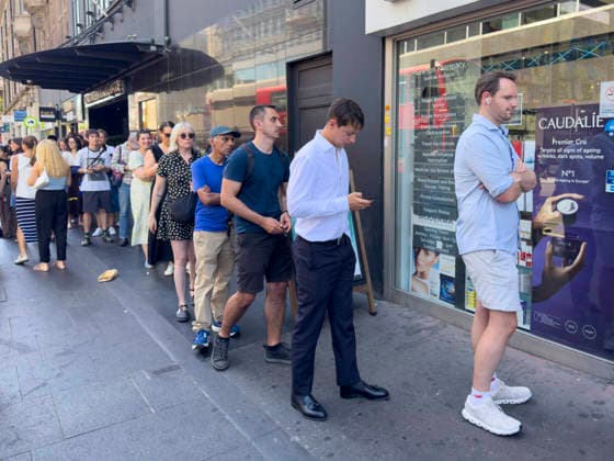 August 12, 2026, London, London, UK: London, UK. People queue outside the Grafton Pharmacy on Tottenham Court Road to buy Ã‚Â£8 solar eclipse glasses to view this evenings total solar eclipse. The eclipse will be visible for most of the UK population. London UK  - ZUMAl94_ 20260812_zaf_l94_015 Copyright: xRayxTangx