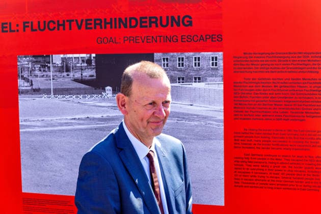 Berlin,12.08.2026,Brandenburger Tor,Platz des 18.März,65 Jahre Mauerbau:Temporärer Erinnerungsort mit großformatiger Installation und Open-Air-Ausstellung von Kulturprojekte Berlin und Stiftung Berliner Mauer.Prof. Dr. Axel Klausmeier *** Berlin, August 12, 2026, Brandenburg Gate, Platz des 18. März, 65th Anniversary of the Construction of the Berlin Wall: A temporary memorial site featuring a large-scale installation and an open-air exhibition by Kulturprojekte Berlin and the Berlin Wall Foundation, Prof. Dr. Axel Klausmeier