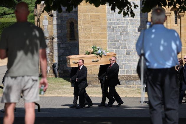 . 12 08 2026. Buckfast, United Kingdom. The coffin of Ann Widdecombe leaving Buckfast Abbey after her funeral in Buckfast, United Kingdom.  xStephenxLockx xi-Imagesx IIM-26942-0005